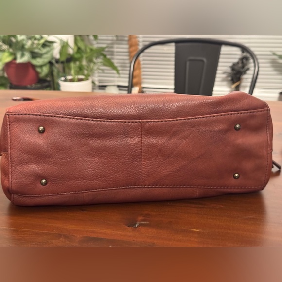 America Leather CO Cameron Triple Entry Shoulder bag in Cordovan Smooth Leather. - Picture 9 of 9